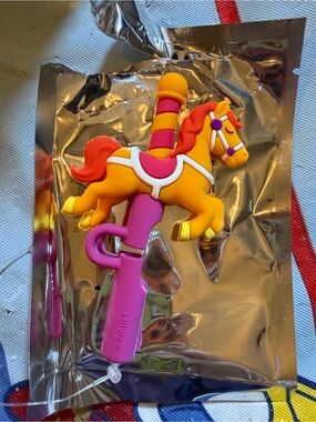 Disney magic kingdom carousel horse surprise silicone straw topper